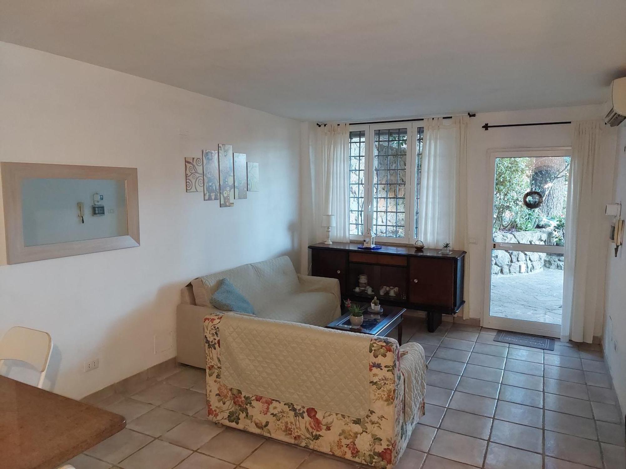 Bed&Breakfast "Fiorella" Sul Lago Кастел Гандолфо Екстериор снимка