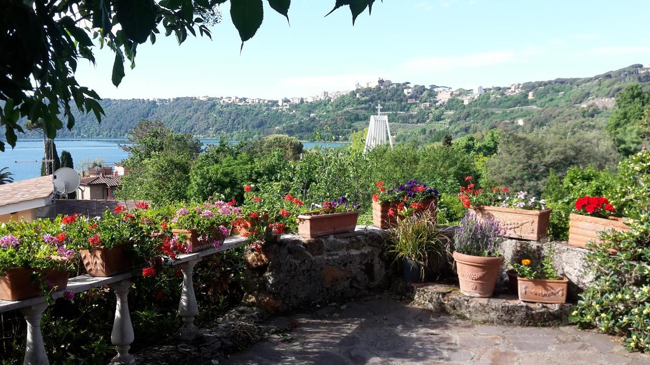 Bed&Breakfast "Fiorella" Sul Lago Кастел Гандолфо Екстериор снимка