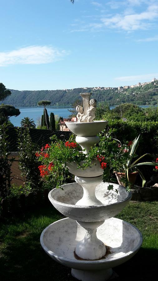 Bed&Breakfast "Fiorella" Sul Lago Кастел Гандолфо Екстериор снимка
